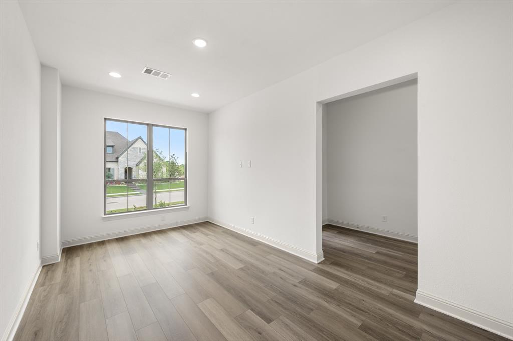 3043 Farmhouse Drive