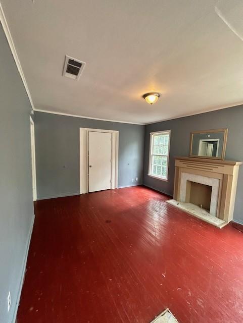 2233 Queens Highway