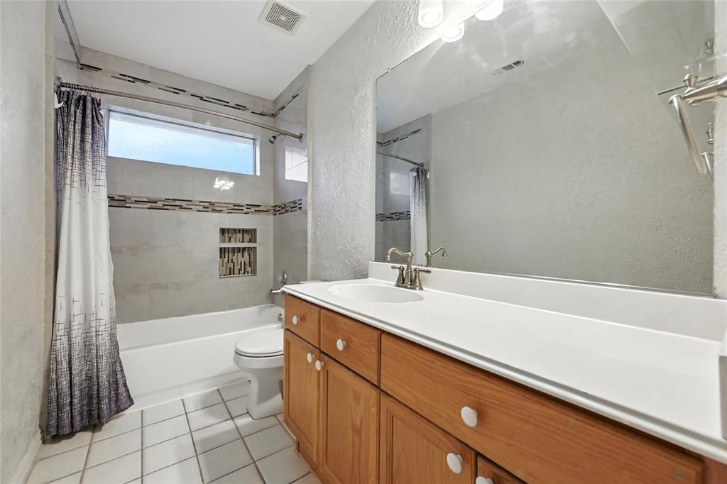 Flower Mound, Texas 75022, United States, 4 Bedrooms Bedrooms, ,3 BathroomsBathrooms,Residential,Active,198883