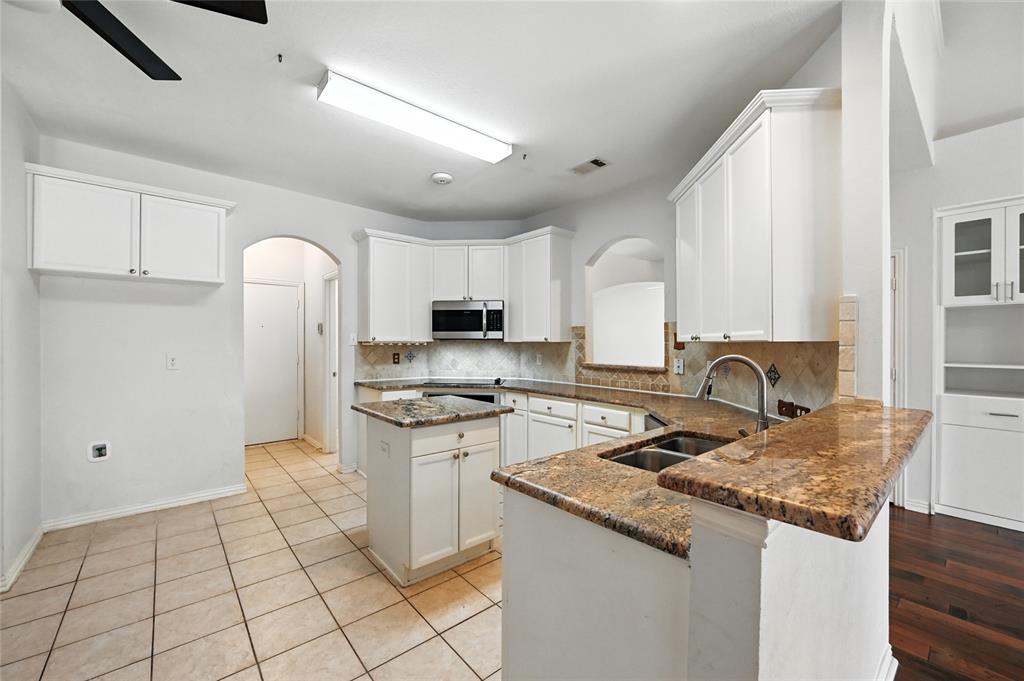 Flower Mound, Texas 75022, United States, 4 Bedrooms Bedrooms, ,3 BathroomsBathrooms,Residential,Active,198883