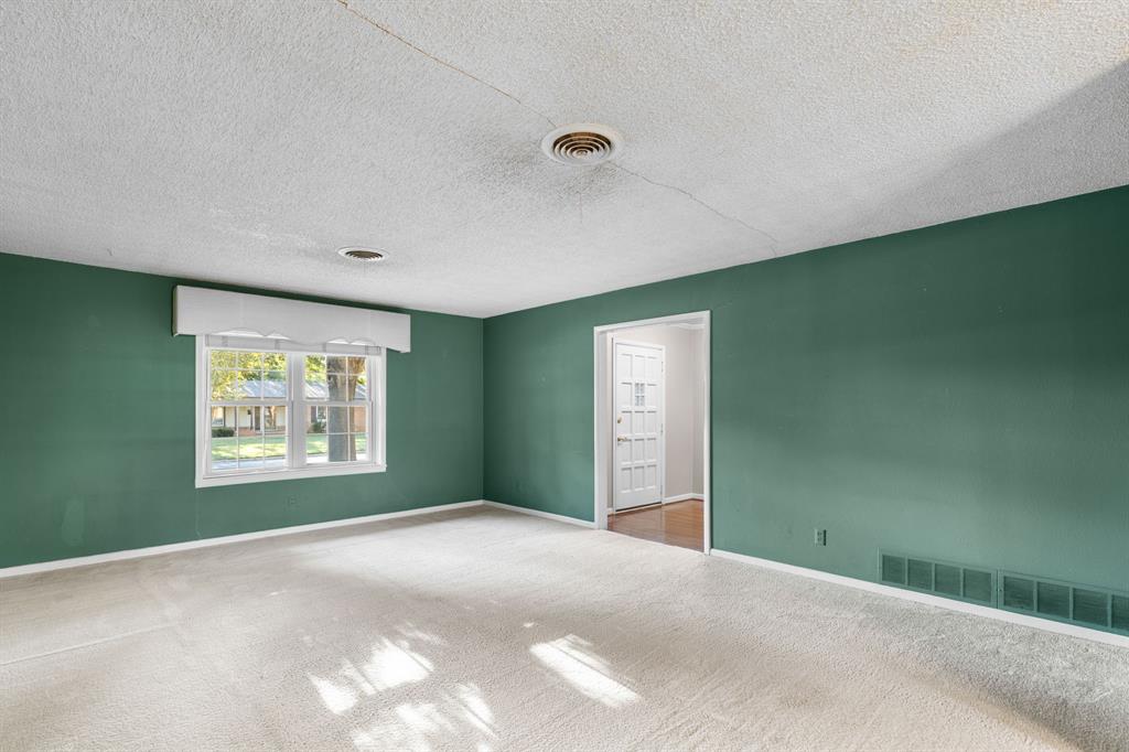 4906 Greenbriar Road