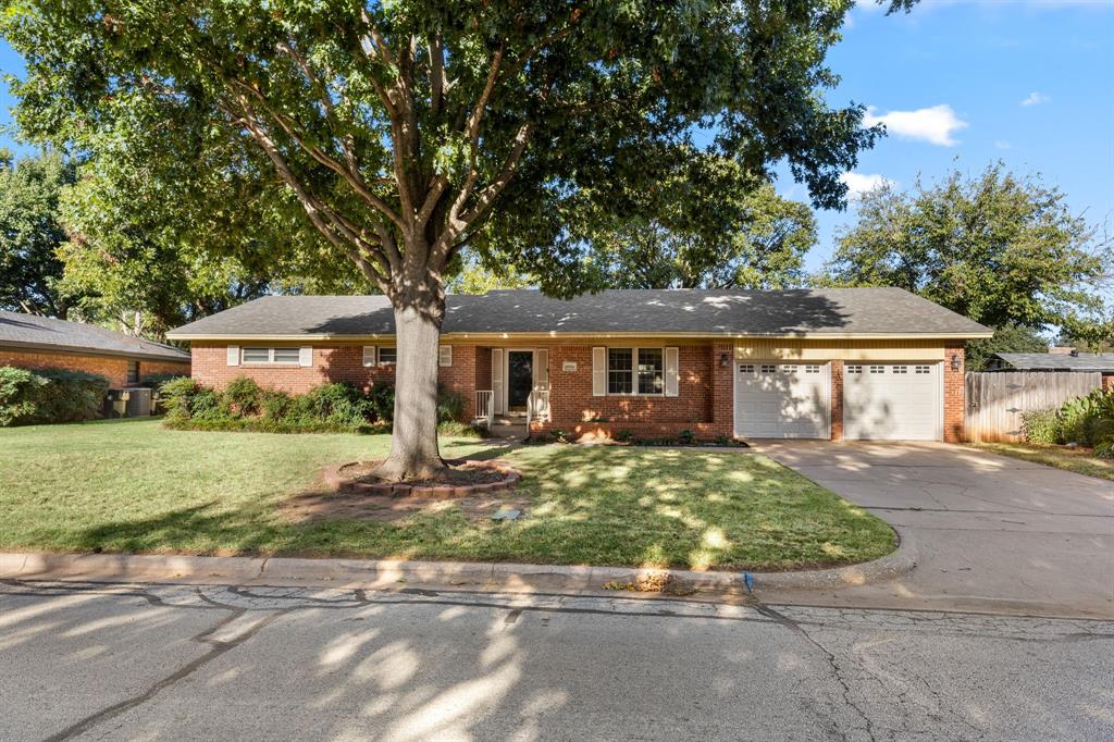 4906 Greenbriar Road