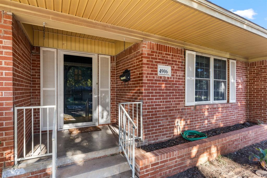 4906 Greenbriar Road