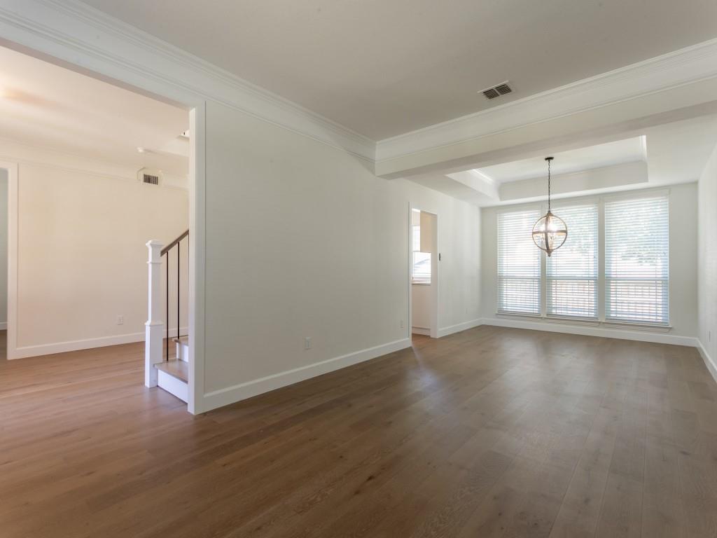 1041 Woodbriar Drive