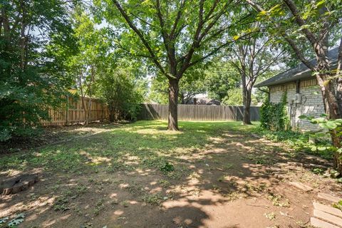 A home in Burleson