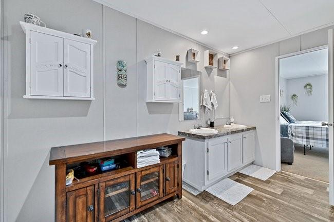 Elijah Emberson Abs 275 - Residential