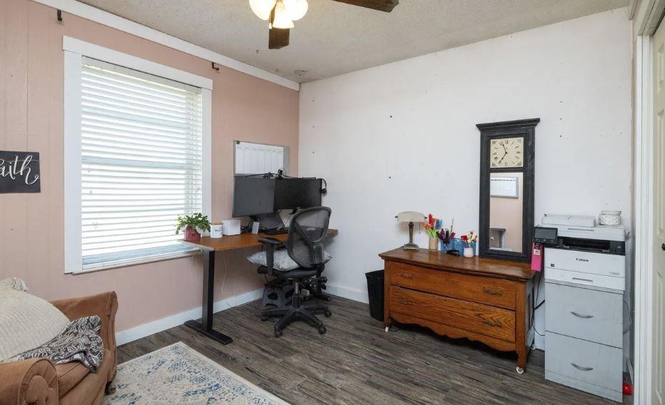 4757 Sunset Circle S