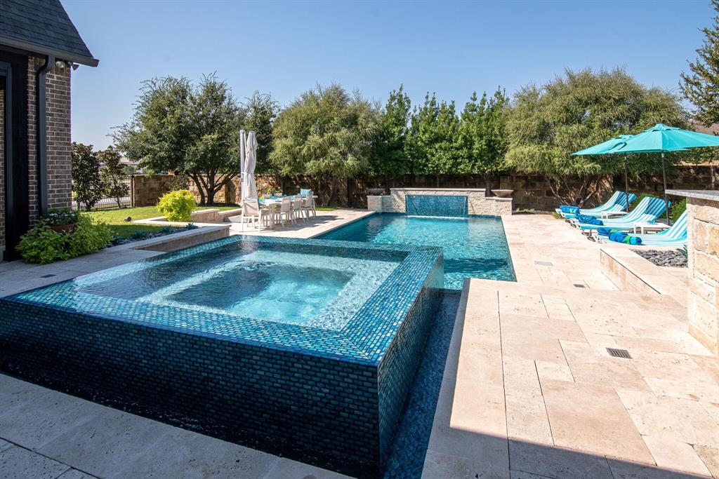 Carillon - Residential