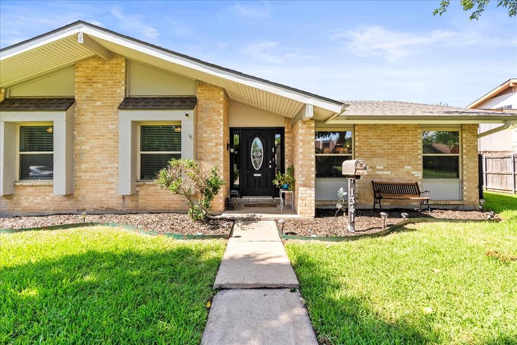 1341 Forestglen Drive