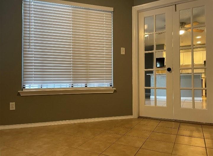 Arlington Oaks Condo - Residential