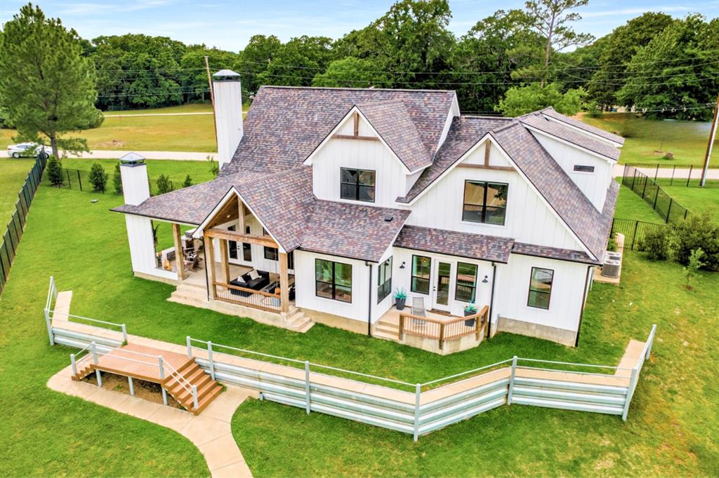 205 Oak Creek Drive