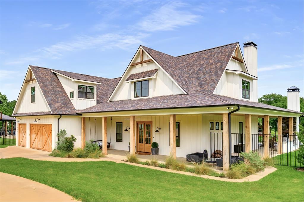 205 Oak Creek Drive