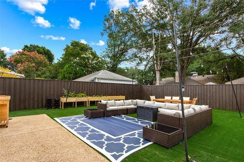 Tiny photo for 4629 Mockingbird Lane, Highland Park, TX 75209 (MLS # 20971944)