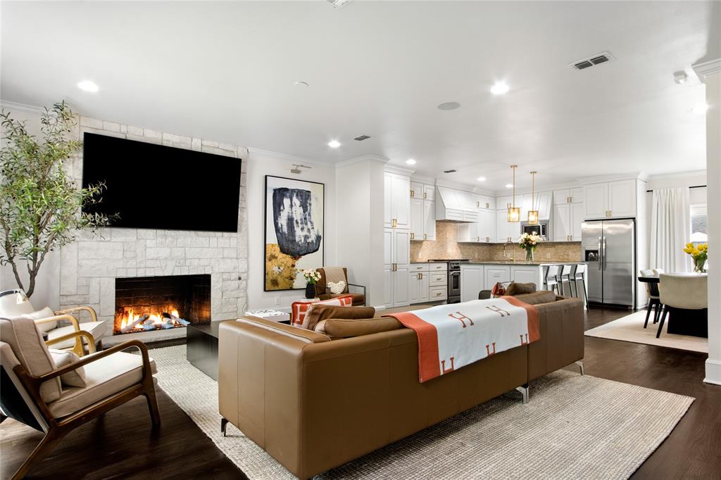 4629 Mockingbird Lane