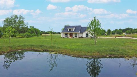 Photo of 4656 County Road 1040, Celeste, TX 75423 (MLS # 21242556)