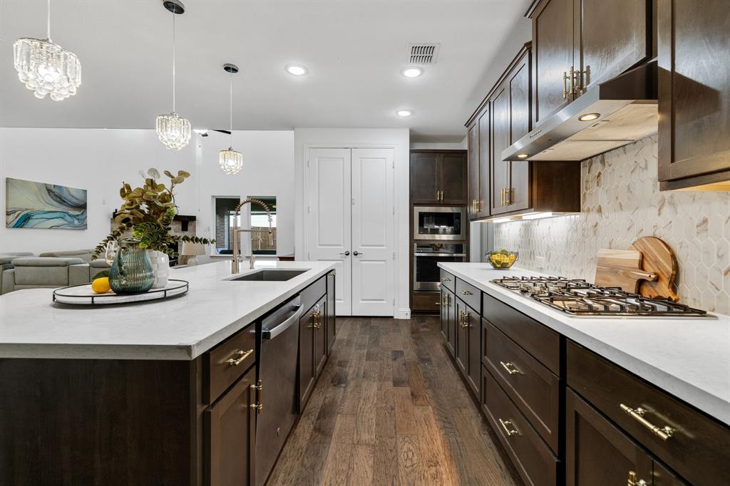 2401 Silver Leaf Drive