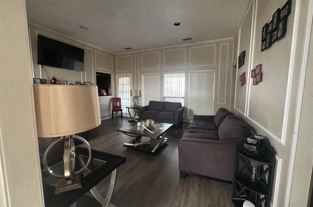 2117 Liverpool Drive