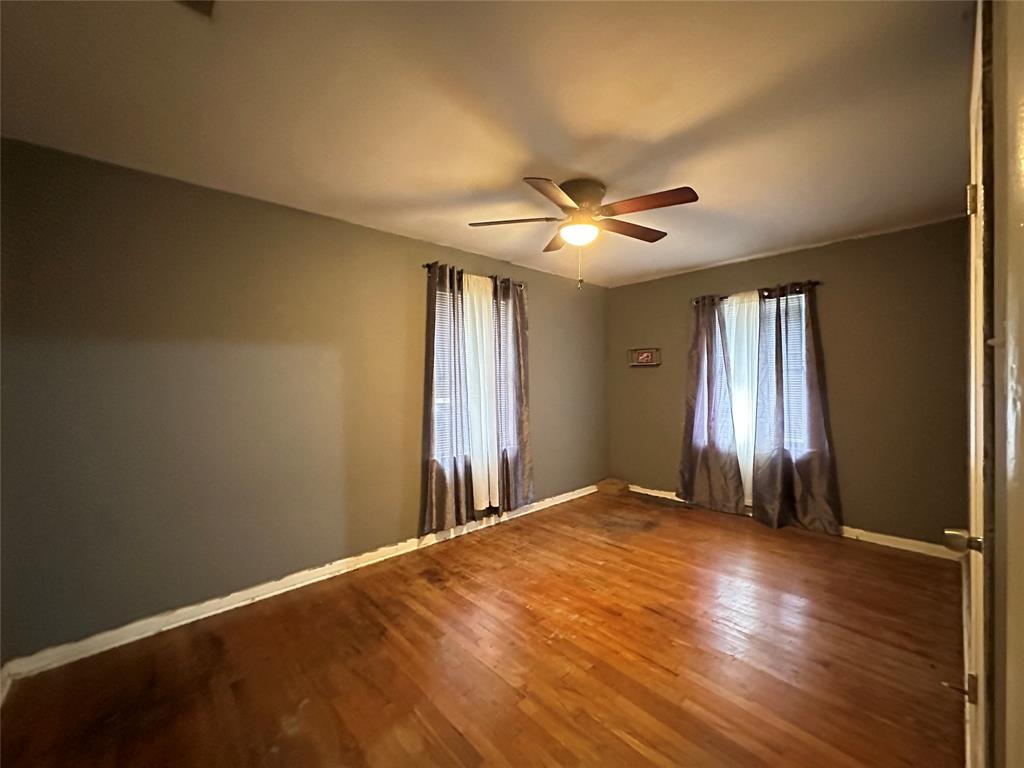 Taylor 02 - Residential