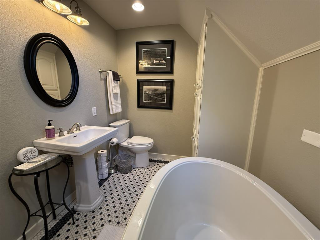 El Lago Estates - Residential