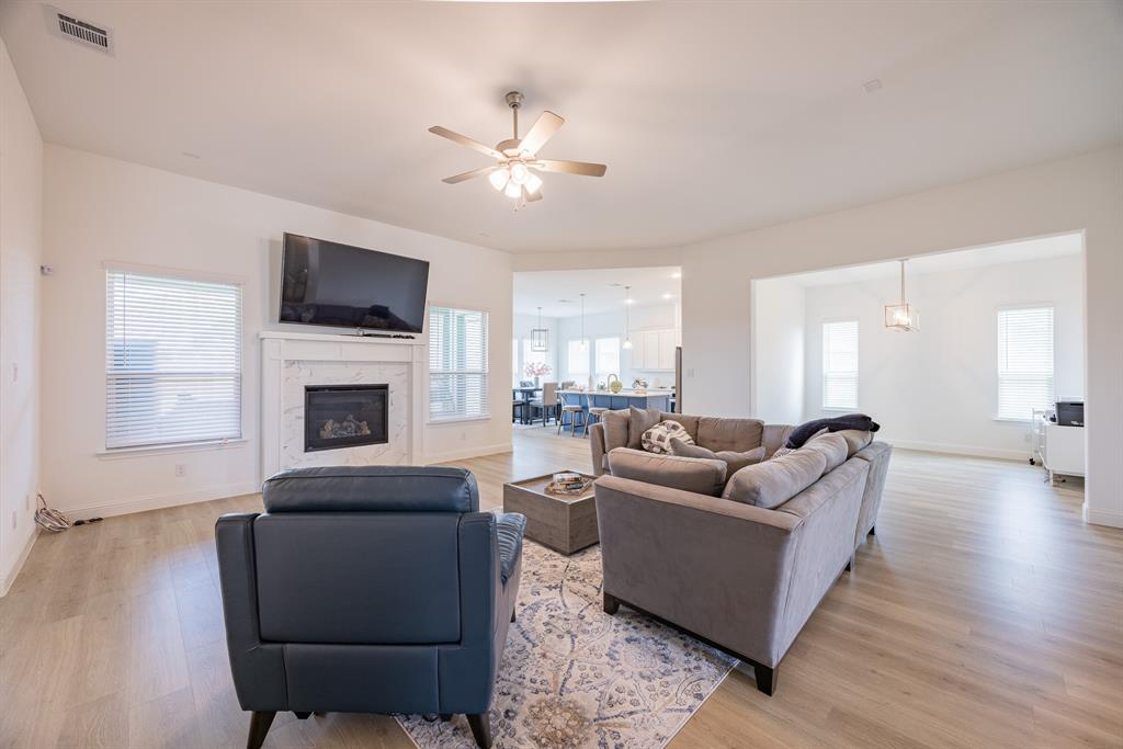 Sheppards Place Ph 2 - Residential