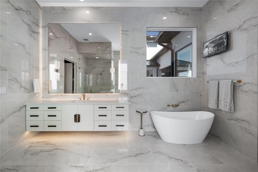 The Hills Of Kingswood - Residential