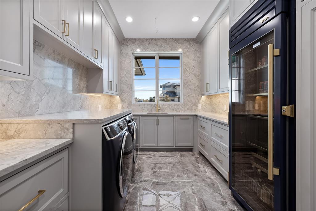 The Hills Of Kingswood - Residential