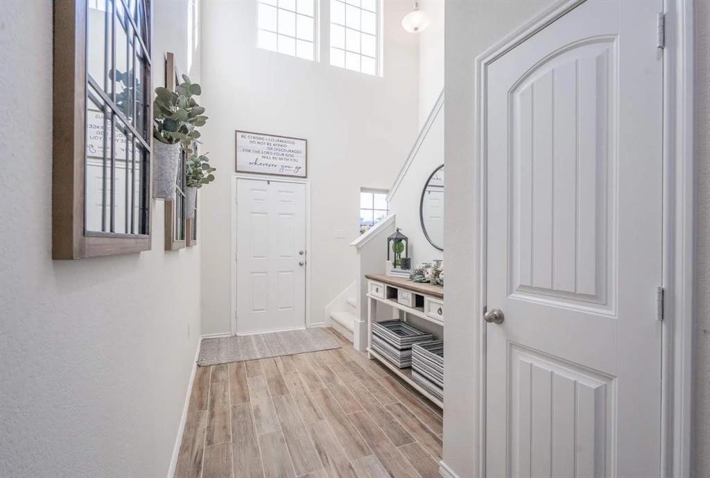 1101 Riverstone Trail