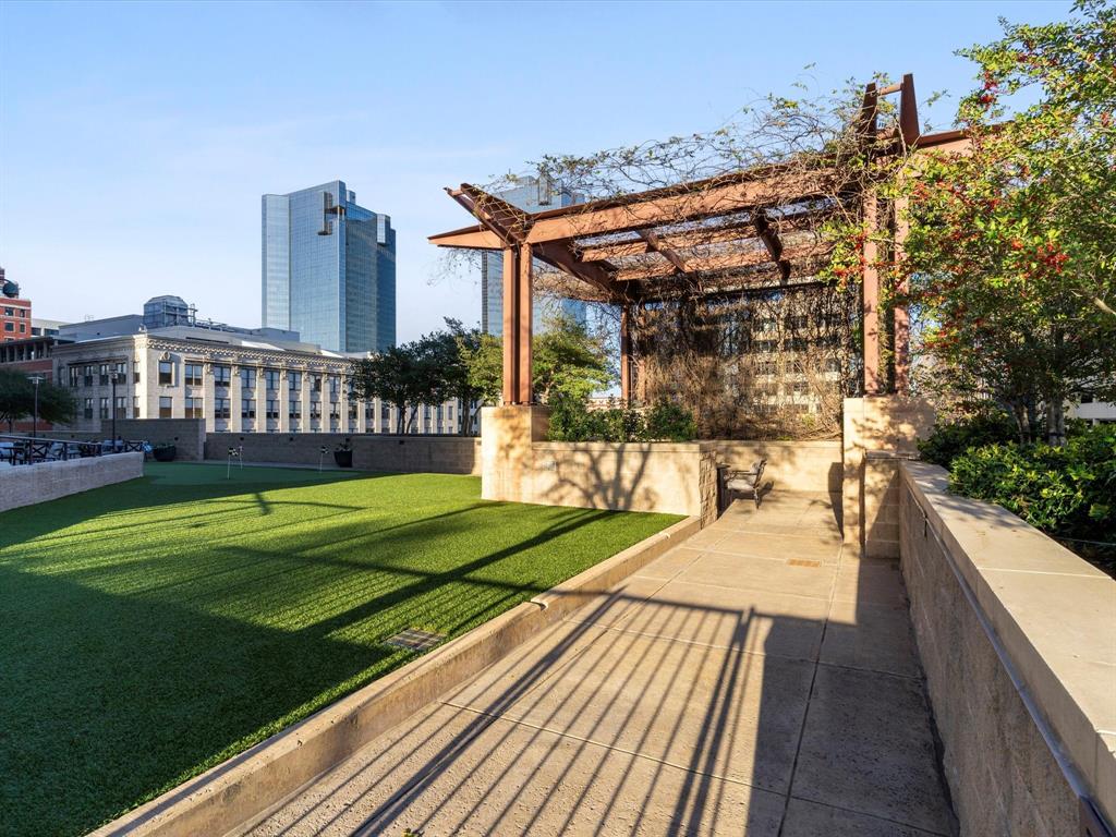 Tower Residential II Condo - Residential