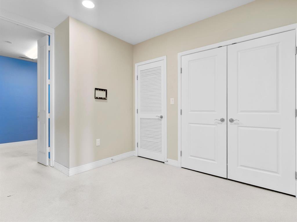 Tower Residential II Condo - Residential