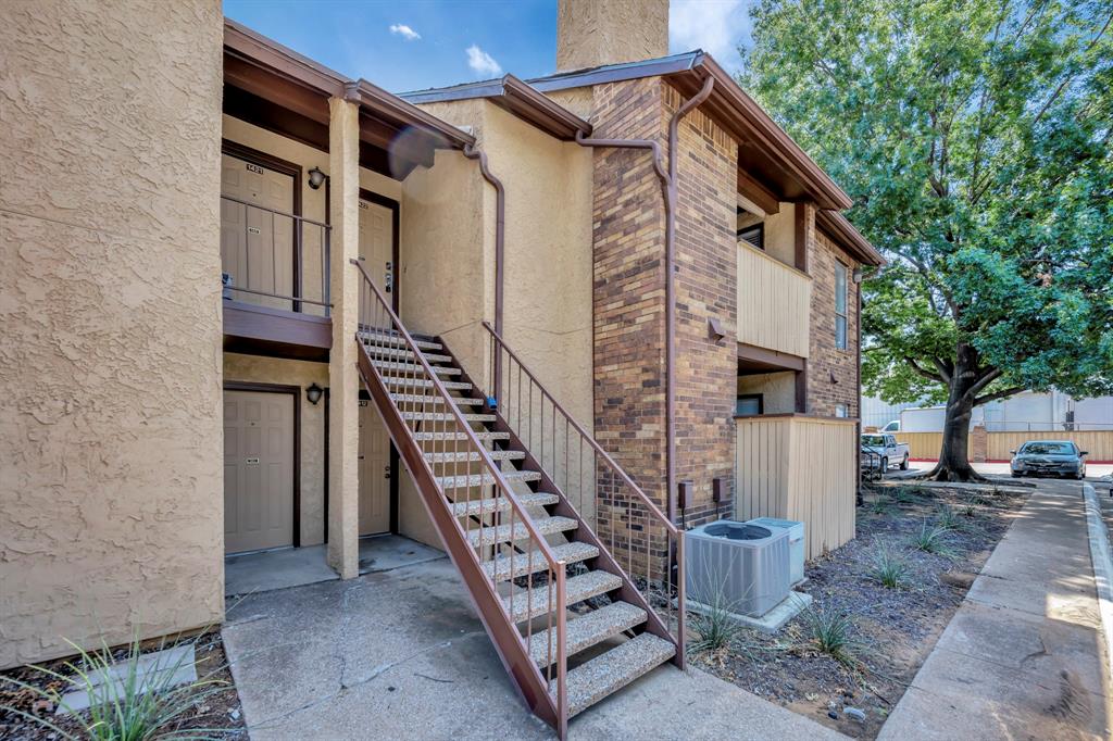 Cloisters Condo The - Residential