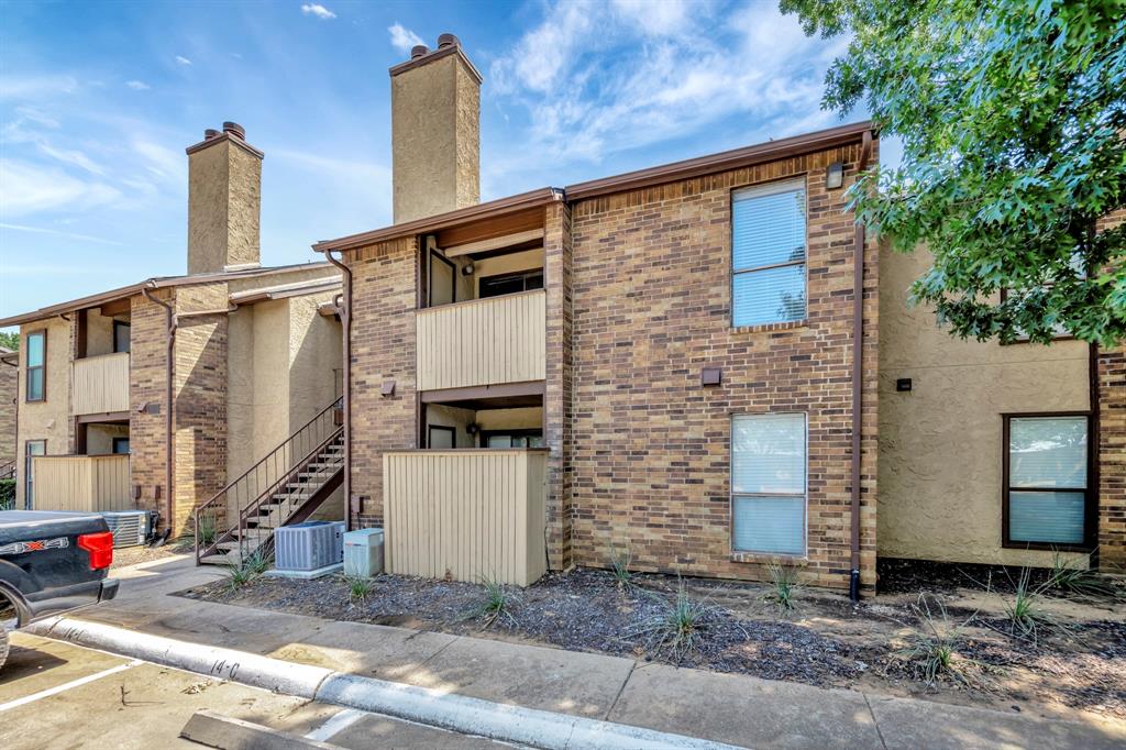 Cloisters Condo The - Residential