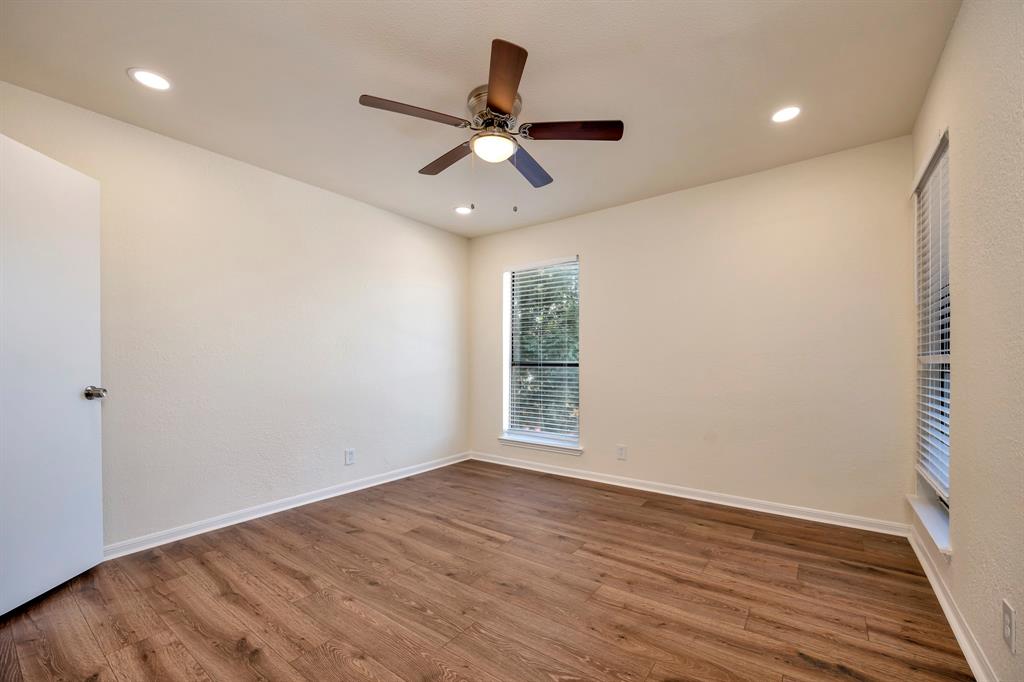 Cloisters Condo The - Residential