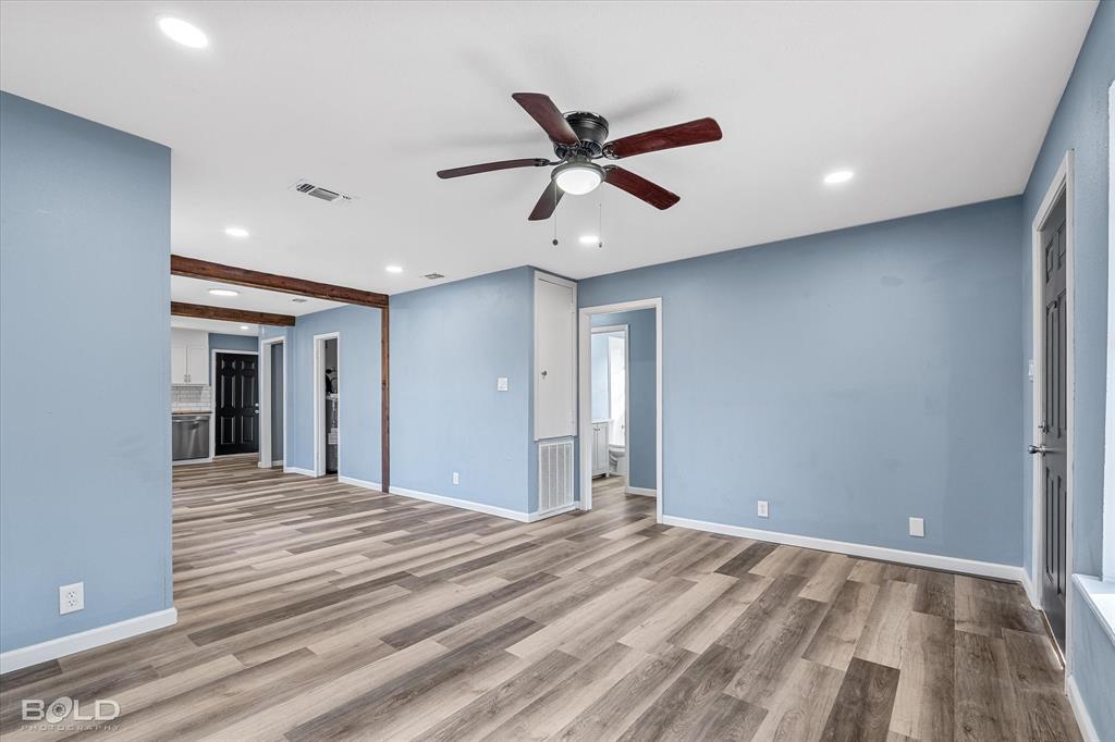 Shreveport, Louisiana 71108, United States, 3 Bedrooms Bedrooms, ,1 BathroomBathrooms,Residential,Pending,23970