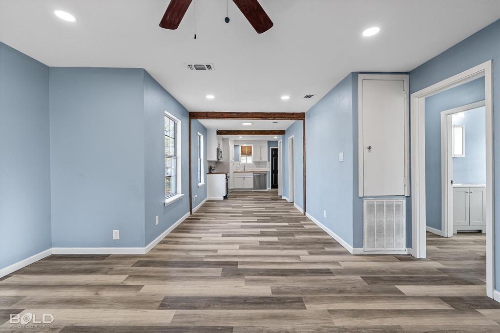 Shreveport, Louisiana 71108, United States, 3 Bedrooms Bedrooms, ,1 BathroomBathrooms,Residential,Pending,23970