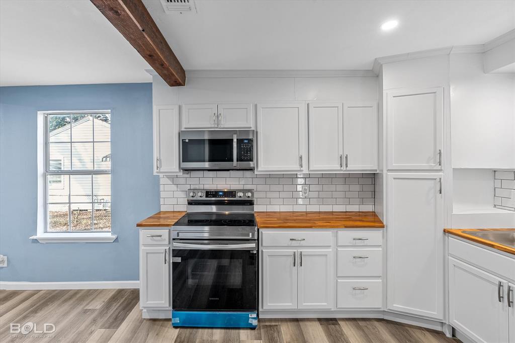 Shreveport, Louisiana 71108, United States, 3 Bedrooms Bedrooms, ,1 BathroomBathrooms,Residential,Pending,23970