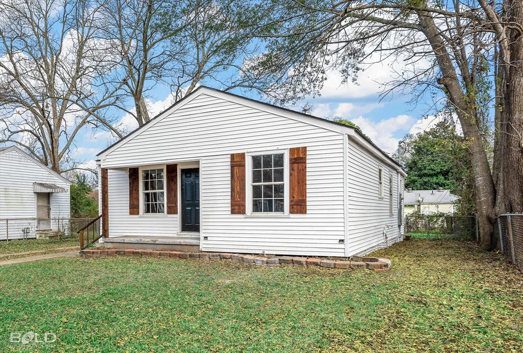 Shreveport, Louisiana 71108, United States, 3 Bedrooms Bedrooms, ,1 BathroomBathrooms,Residential,Pending,23970