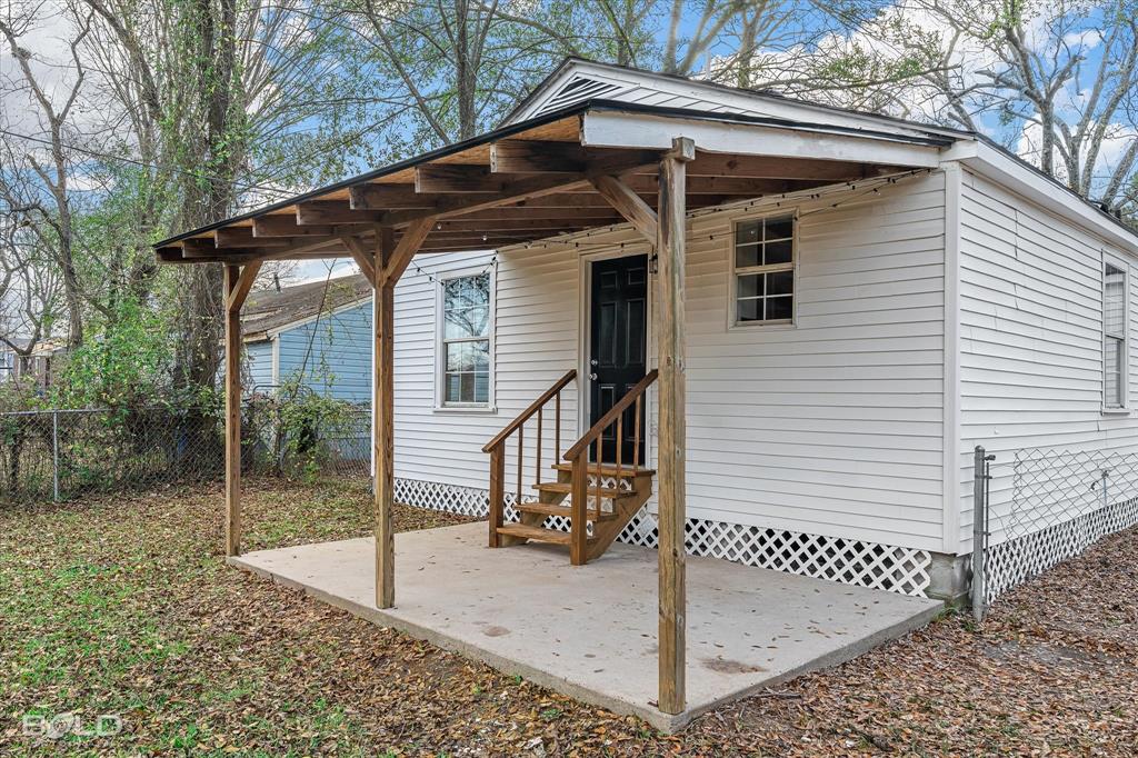 Shreveport, Louisiana 71108, United States, 3 Bedrooms Bedrooms, ,1 BathroomBathrooms,Residential,Pending,23970