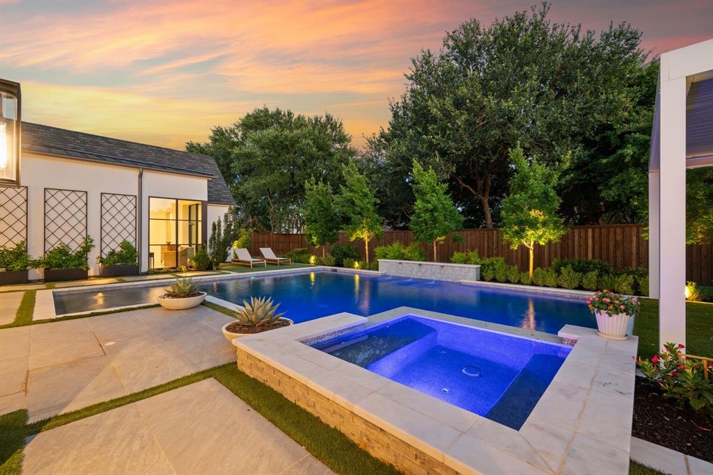 Stony Brook - Residential