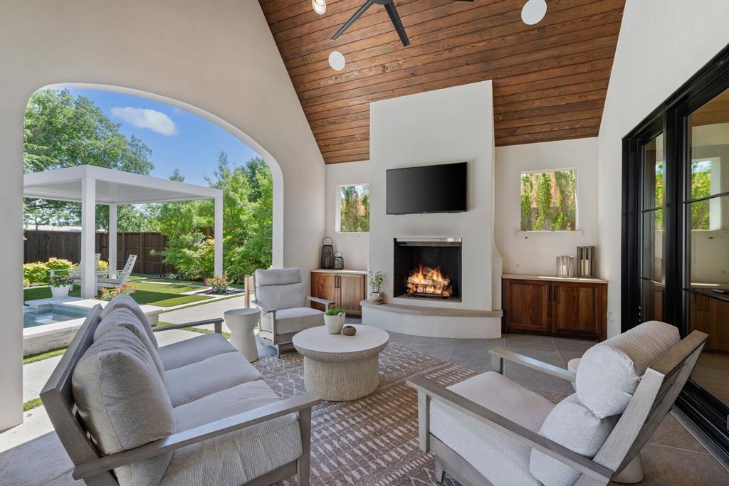 Stony Brook - Residential