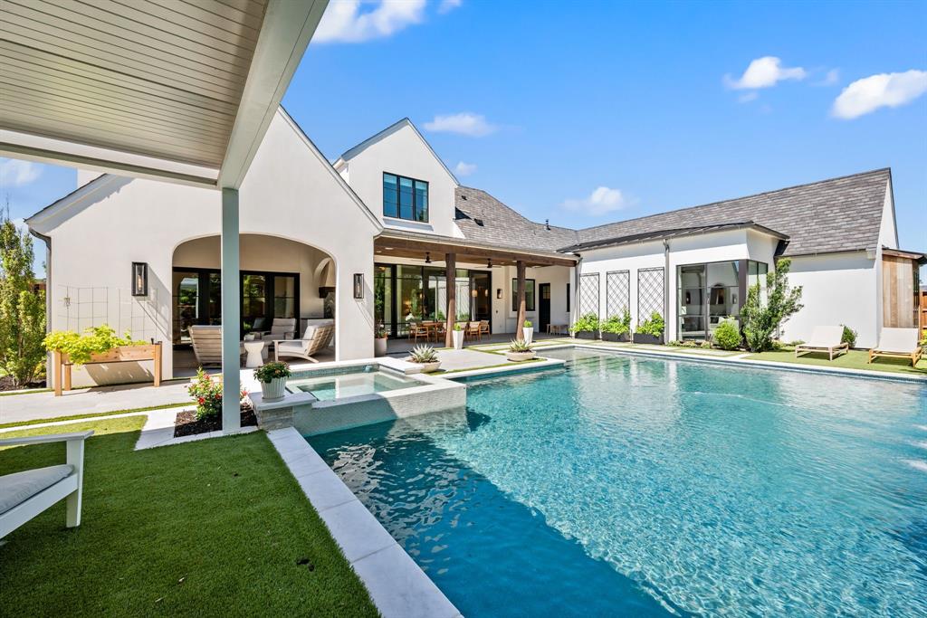 Stony Brook - Residential