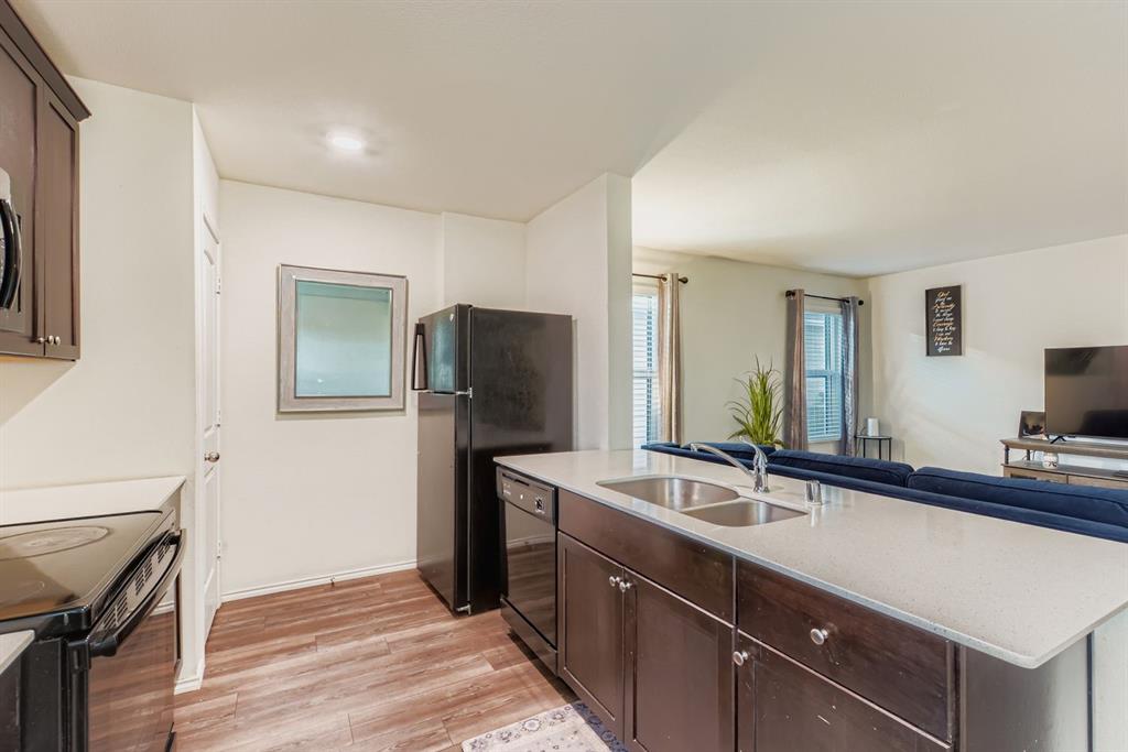 Villas-Prairie Crk - Residential