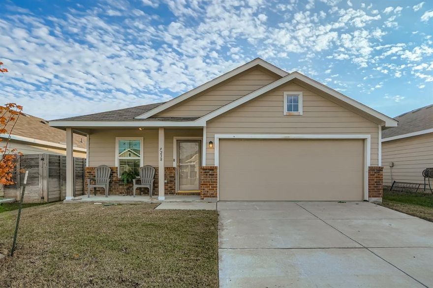 Discover this beautifully maintained bungalow just 7 miles from Downtown Dallas. Built in 2020, this home offers modern comfort with a cozy feel. Enjoy an open living space, well-appointed kitchen, and spacious bedrooms- all in excellent condition. Nestled in the desirable Villas of Prairie Creek community, this home provides convenient access to city amenities and a low-maintenance, move-in-ready lifestyle.