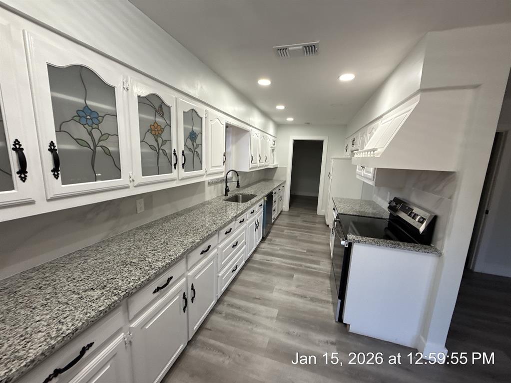 2847 W Rochelle Road