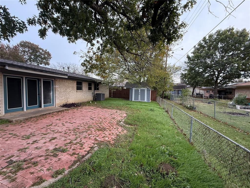 Freeway Park 03 - Residential