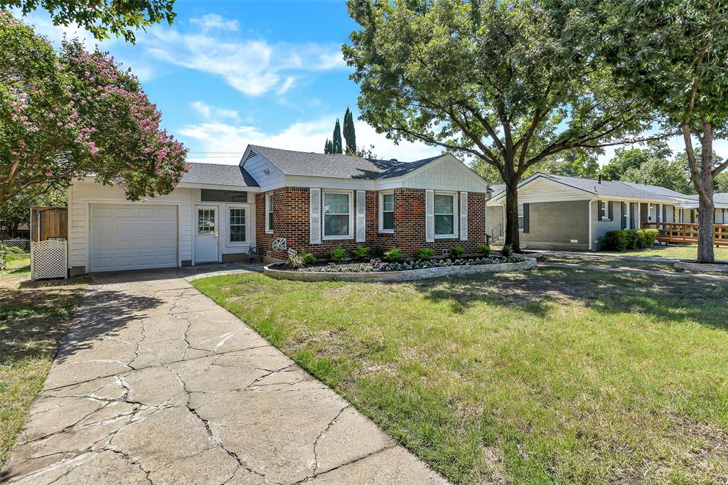 3717 Carolyn Road