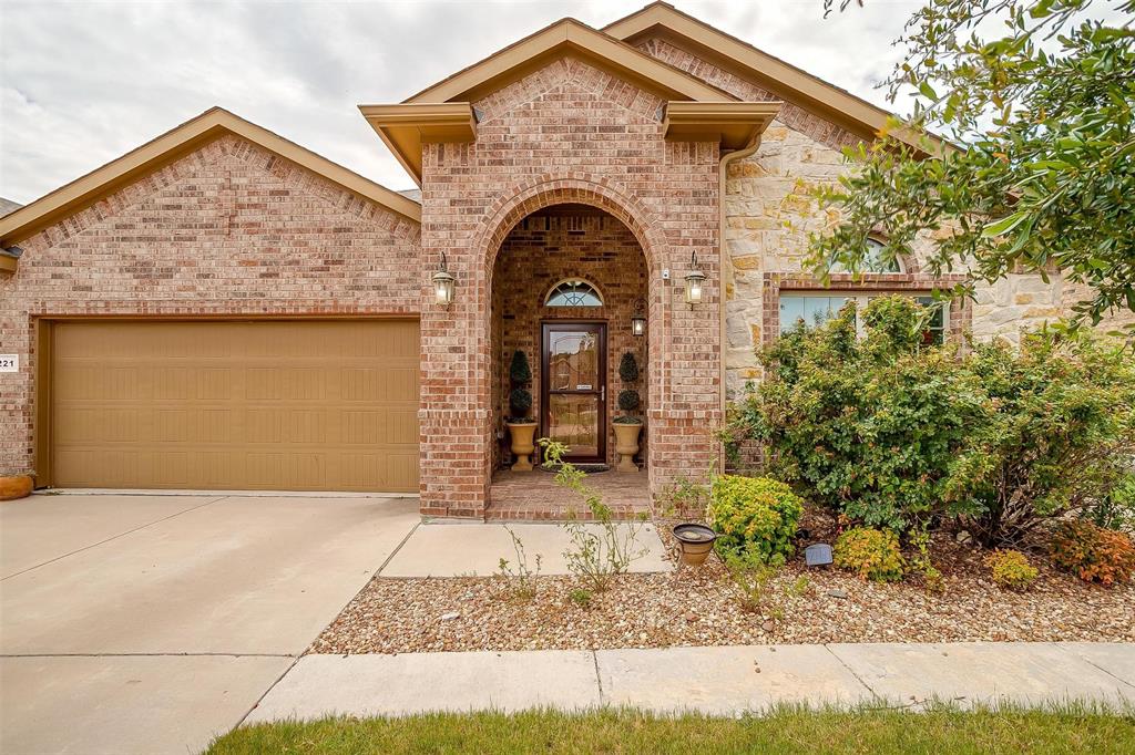 1221 Scott Drive