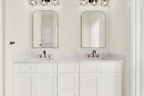 Tiny photo for 3725 Creek View Drive, McKinney, TX 75071 (MLS # 21036517)