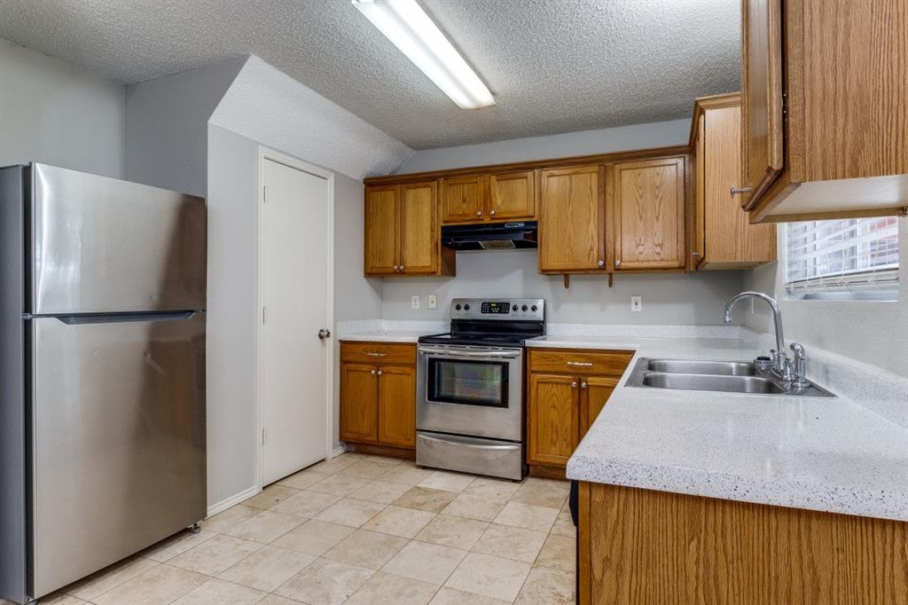 Hillside Oaks Ph 05 02 - Residential