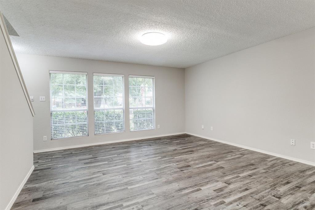 Hillside Oaks Ph 05 02 - Residential