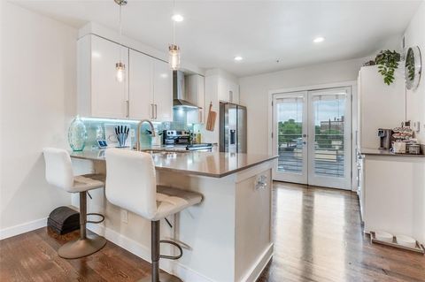 Tiny photo for 3922 Gilbert Avenue #214, Dallas, TX 75219 (MLS # 21238410)